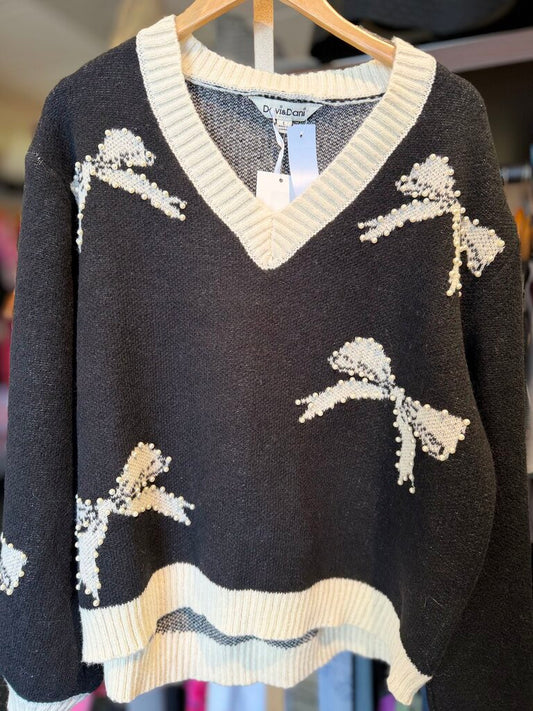 Davi & Dani NWT - Tie Me a Bow Embellished Sweater - Black