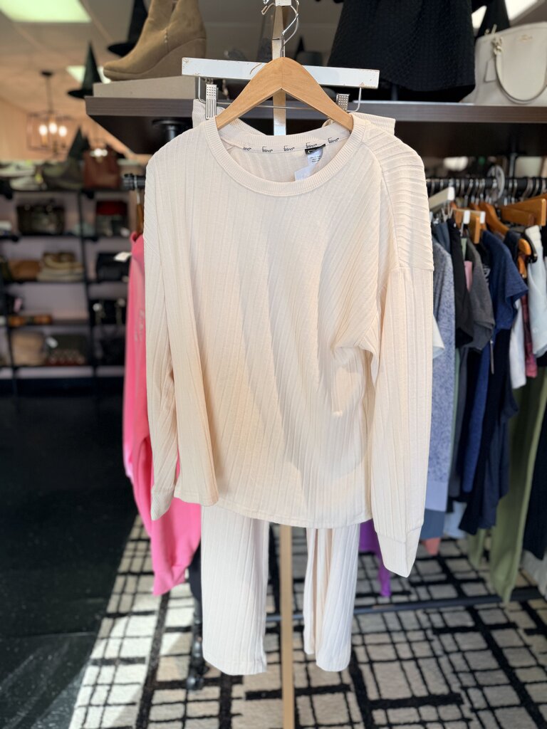 Felina NWT - Cozy Knit Ribbed PJ Set - Cream